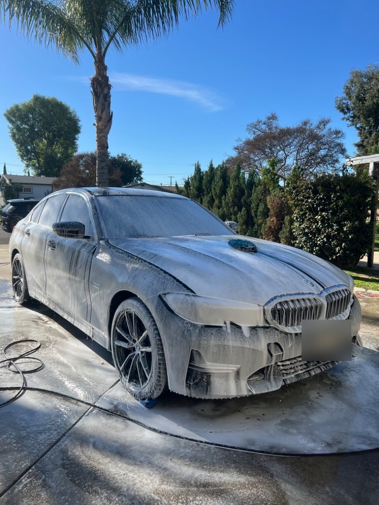 BMW foam wash